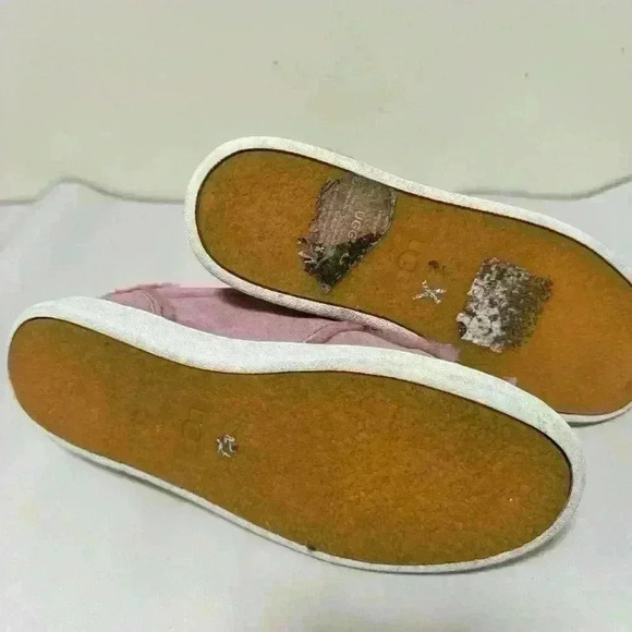 UGG Alix Mauve Spill Seam Sneakers - Picture 3 of 5